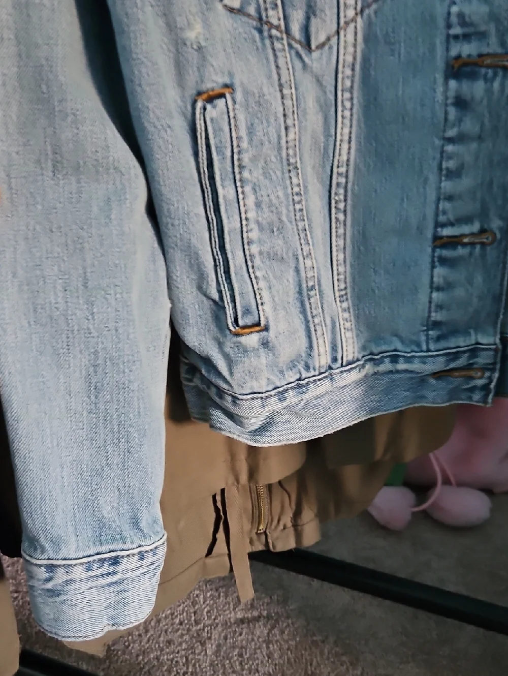 Light Blue Denim Jacket - Classic Men’s Jean Jacket - Picture 5 of 9